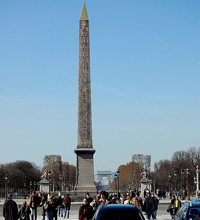 208.Louvre.mall.jpg