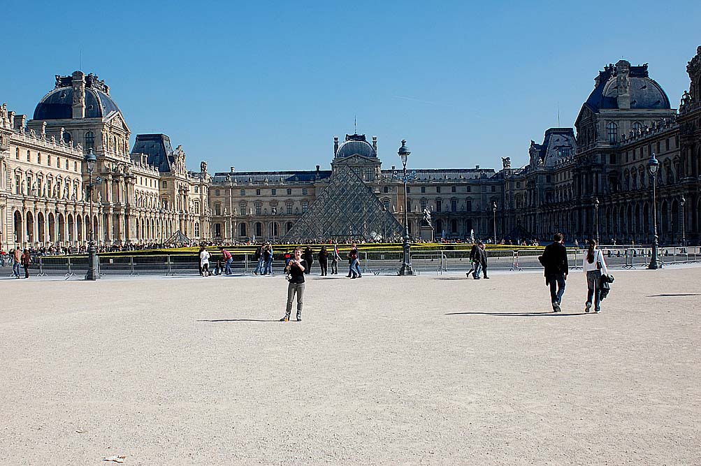 211.Louvre.jpg